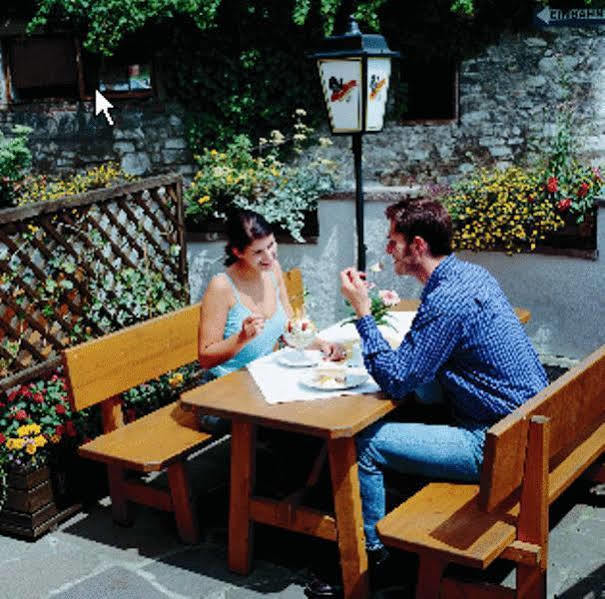 Hotel Restaurant Gradlwirt Niederndorf  Extérieur photo