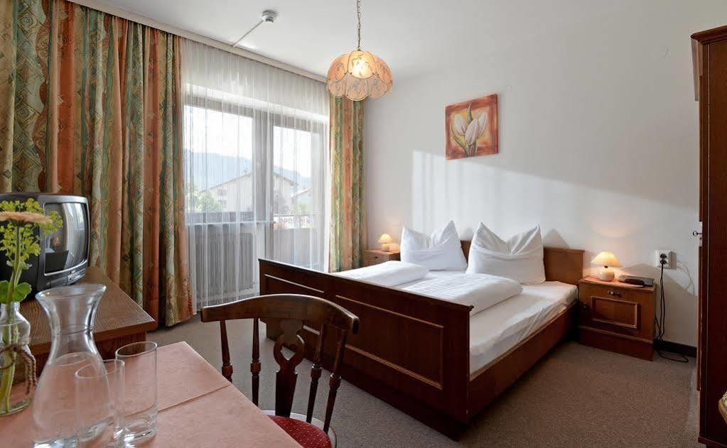 Hotel Restaurant Gradlwirt Niederndorf  Extérieur photo