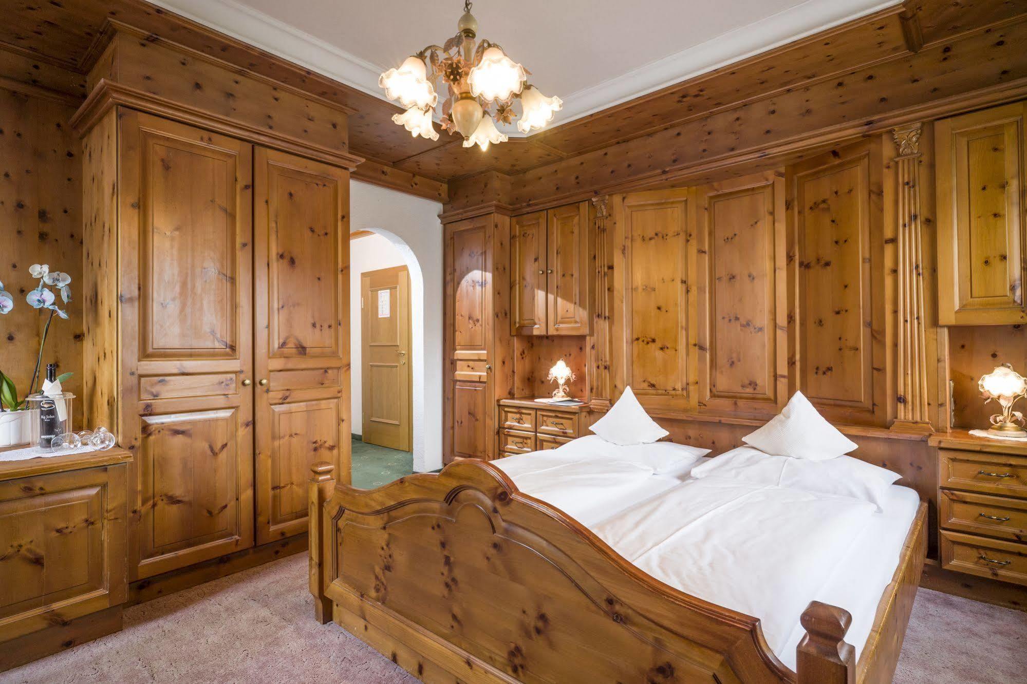 Hotel Restaurant Gradlwirt Niederndorf  Extérieur photo