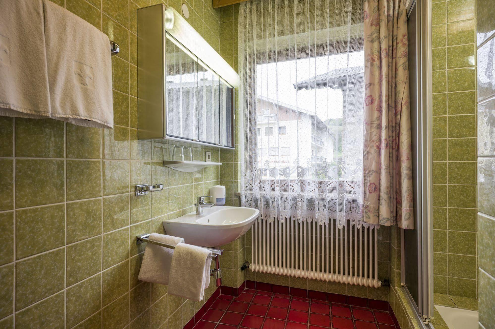 Hotel Restaurant Gradlwirt Niederndorf  Extérieur photo