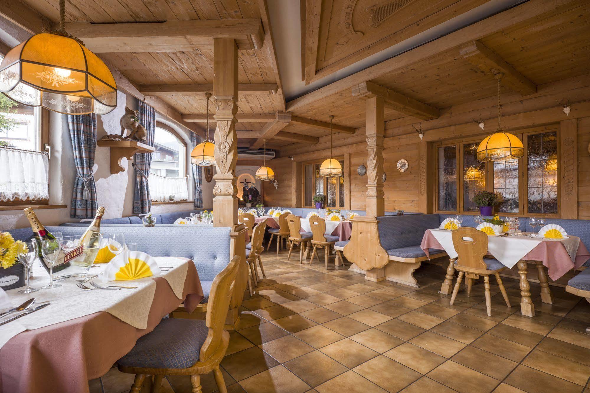 Hotel Restaurant Gradlwirt Niederndorf  Extérieur photo