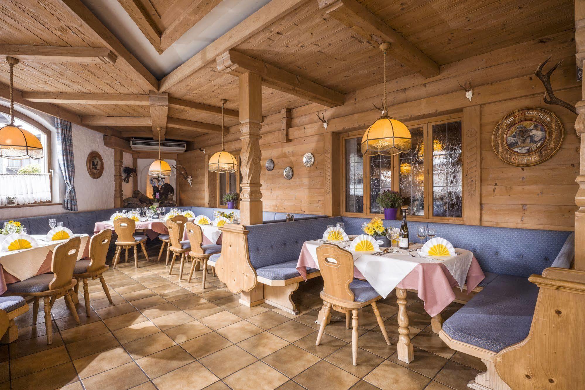 Hotel Restaurant Gradlwirt Niederndorf  Extérieur photo